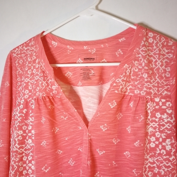 Sonoma pink patterned top size medium - Picture 2 of 7